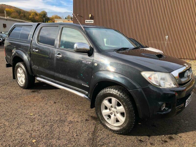 2011 Toyota Hilux Invincible 2010 D/Cab PickUp 3.0 D4D 4WD 171 PICK UP