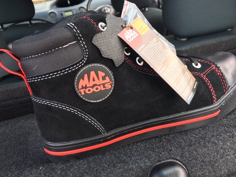 Safety Boots Mac Tools Brand New in Heckmondwike, West Yorkshire