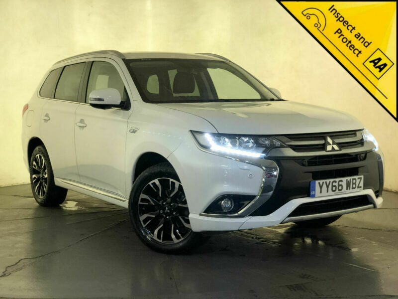 2017 MITSUBISHI OUTLANDER G4 4H HYBRID PHEV 4X4 AUTO SAT NAV 360 CAMERA