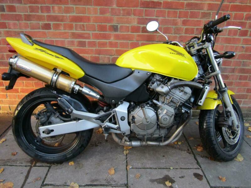 YELLOW 2003 HONDA CB600F GREAT WINTER HACK OR FIRST BIG BIKE in Ealing, London Gumtree