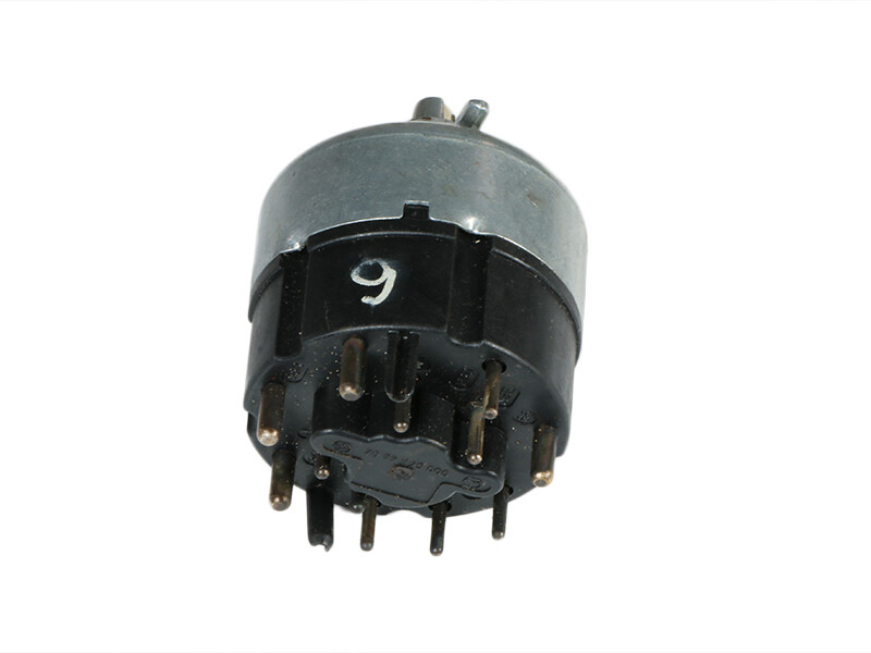 New NOS light switch for Mercedes W124 & W126