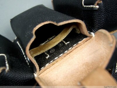 Pair of Replica WW2 German later style toolkit pouch [Rivet version]