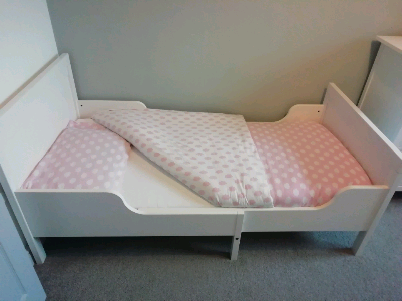 Child's extendable bed in Castleford, West Yorkshire Gumtree