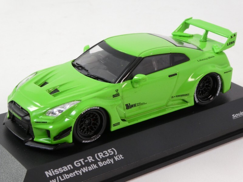LIBERTYWALK　Nissan GT-R 1/43 ミニカーセット 1/43 Nissan GT-R R35 LB Liberty Walk 2016 (Green) Diecast
