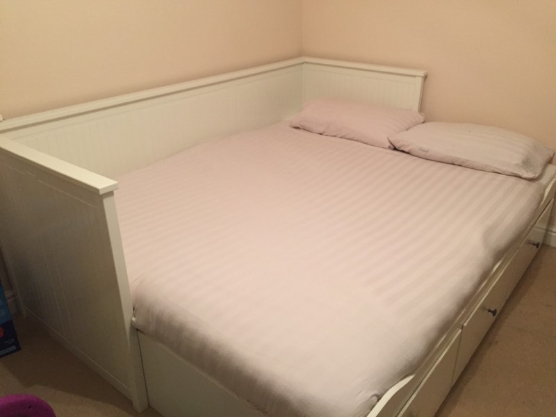 IKEA Hemnes daybed in Coatbridge, North Lanarkshire Gumtree IKEA Hemnes daybed in Coatbridge, North Lanarkshire Gumtree