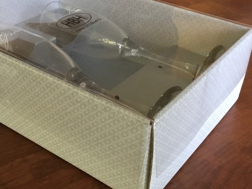BRIDE & GROOM Champagne Wine Toasting Flute Glasses Set Of 2 - Wedding Gift Box