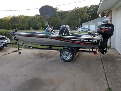 2009 Tracker Marine Pro Crappie 175