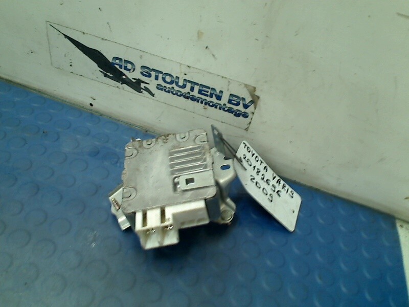 Ordinateur Gestion Confort Toyota Yaris Ii (P9) 2009 6900001831