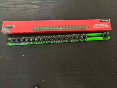 Snap-on Tools NEW GREEN 1/2'' Drive Metric 16 Post Lock-A-Socket Rail LAS12MG