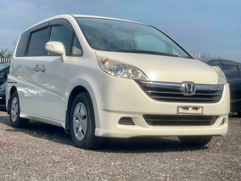 Машина honda shuttle