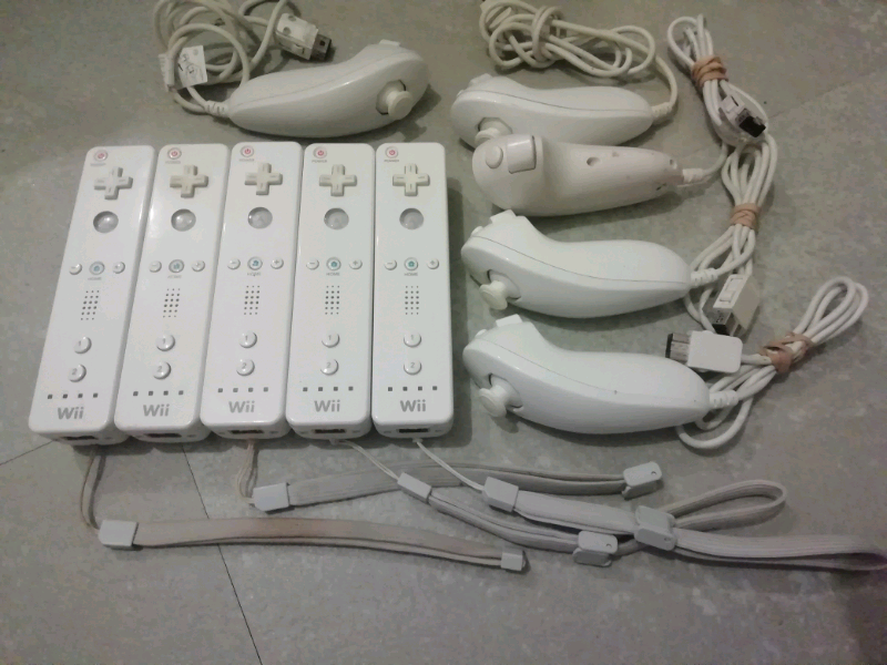 Wii Remotes in Newport Gumtree