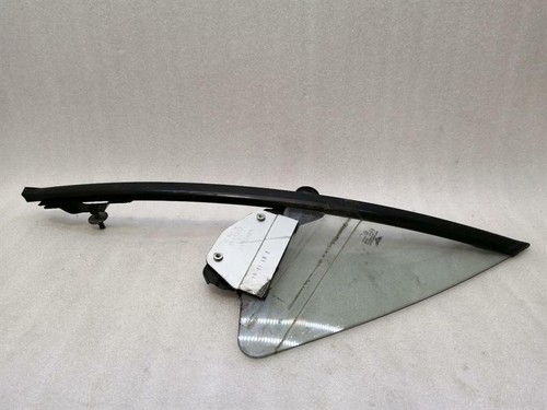 BENTLEY CONTINENTAL GT W12 Right Front 1/4 Glass 3W8845114C Türscheibe ¼ Vorne R