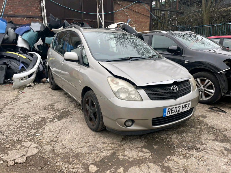 Toyota corolla verso 2002