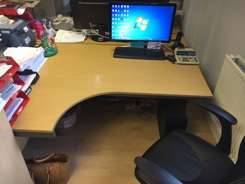 Oak coloured corner Desk.... 2 available! MATCHING OFFICE SET AVAILABLE