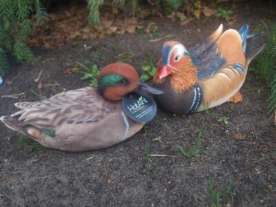Ente Deko Figur Gartenfigur Mandarinente lebensecht Vögel NEU HOTANT vivid arts
