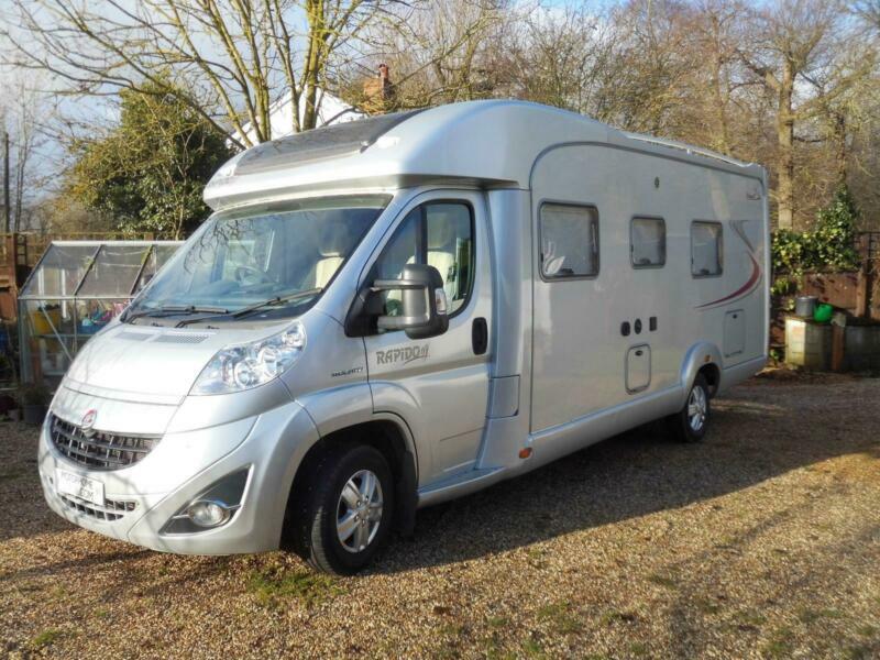 Rapido 7065+ 4 Berth End Bathroom, 2 Fixed Rear Single Beds Motorhome