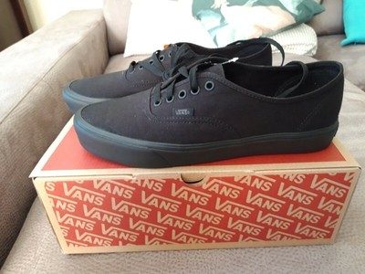 {keywor d} zapatilla chica vans granate