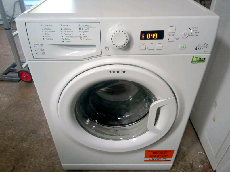 HOTPOINT SMART TECH 7KG WASHING MACHINE WMFUG 742 IN GREAT CONDITION