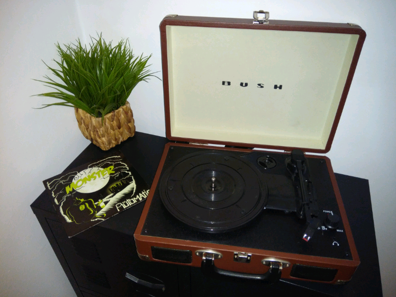 bush suitcase record player