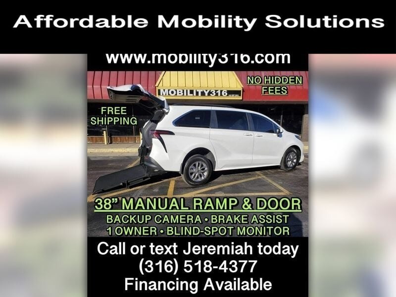 FREE Shipping Carfax & Warranty '23 Toyota Sienna NEW Wheelchair, Mobility, Hand