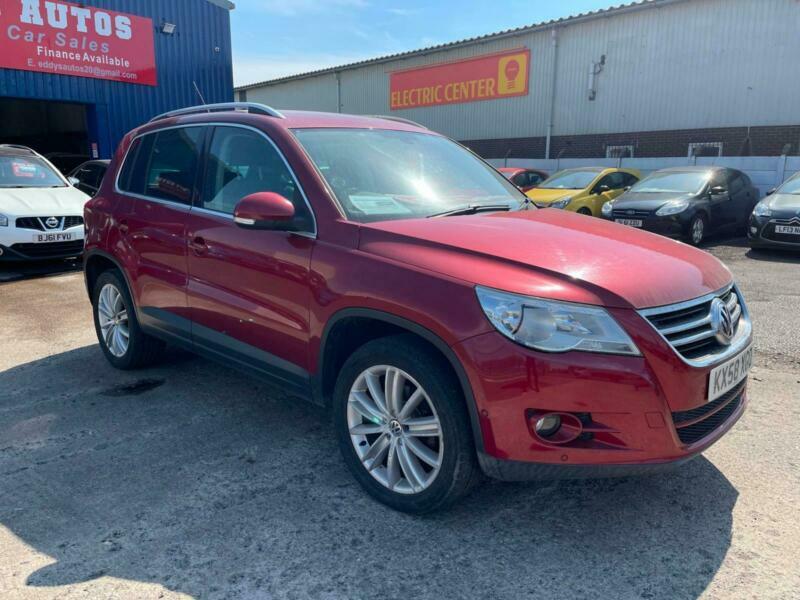 Volkswagen, Tiguan 2008 2.0 TDi Sport 5dr in Rotherham, South