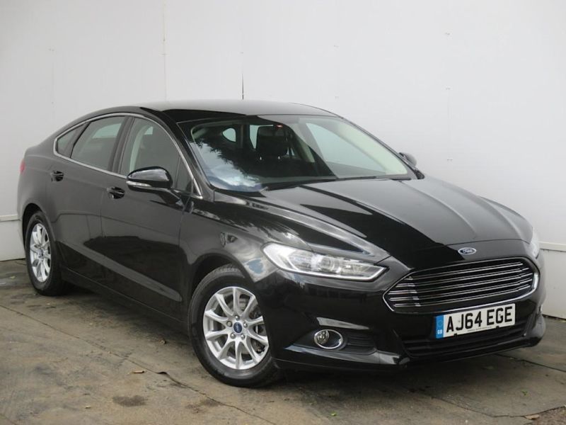 Black mondeo ford