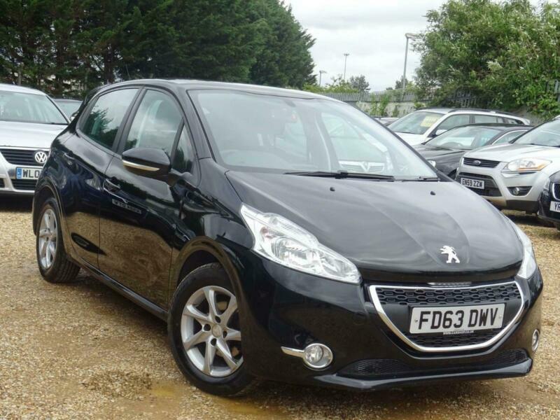 Peugeot 208 2014
