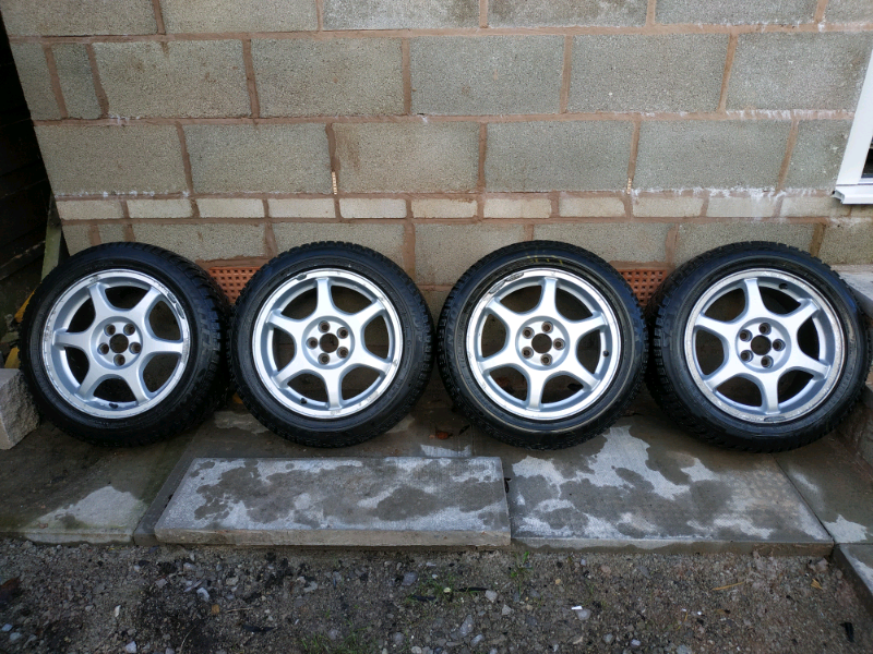 Subaru Impreza 16" inch Winter Wheels + Dunlop tyres 205 55 16 5 x 100