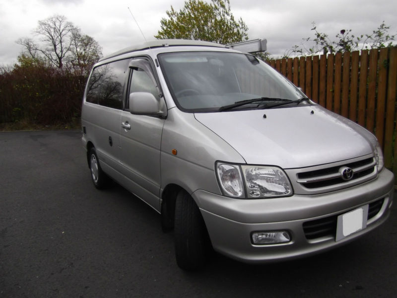 Toyota townace noah