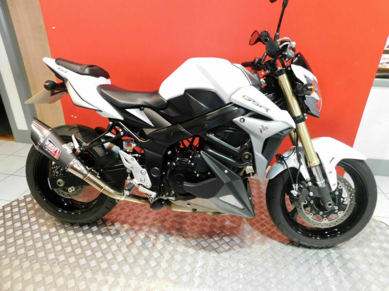 Suzuki gsr750 2016