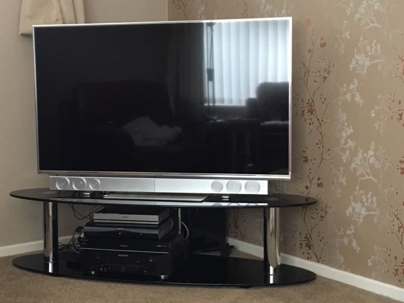 55” Panasonic LCD HD and 3D Smart Television and sound bar with stand