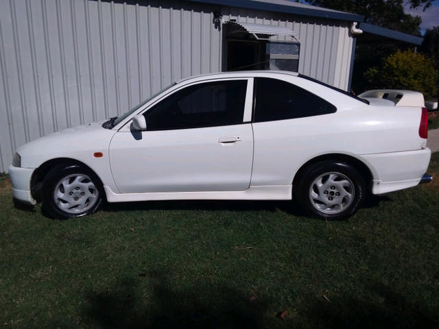 Mitsubishi lancer coupe