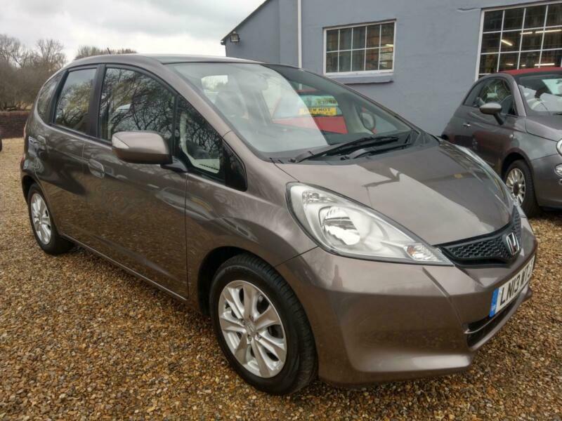 2013 (13) Honda Jazz 1.4iVTEC ES Petrol Manual Hatchback in