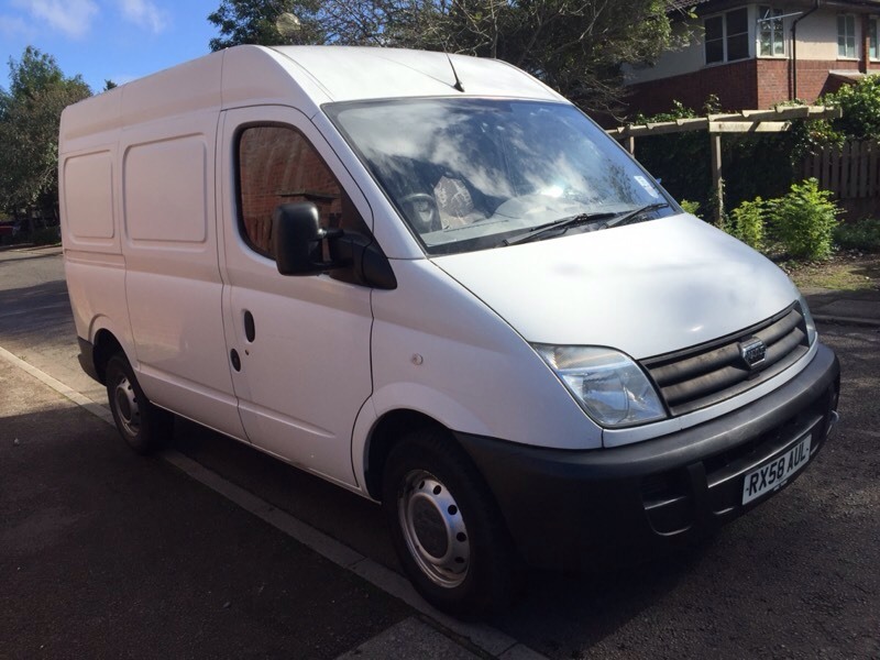 Автомобиль ldv maxus