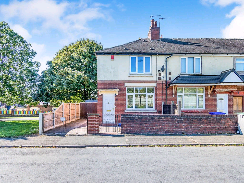 2 bedroom semi detached house Stoke on trent in StokeonTrent