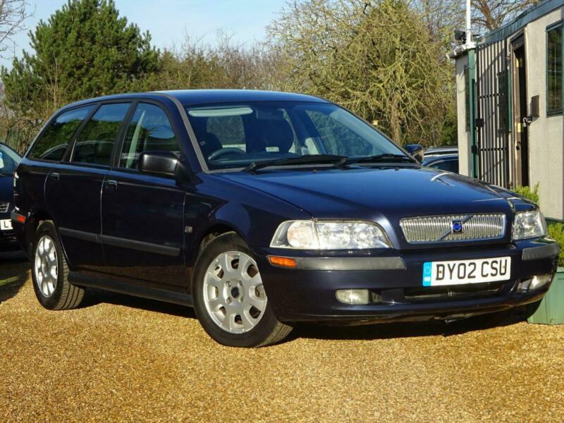 Volvo v40 2002