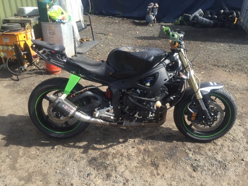 Yamaha r6 stunt bike Comes as pictured Has some extras ... Yamaha r6 stunt bike Comes as pictured Has some extras ...
