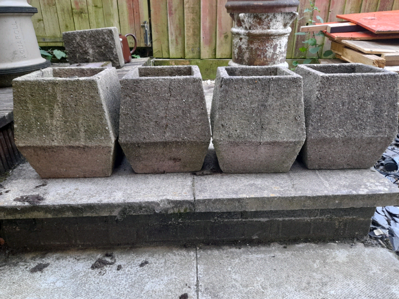 4 Concrete garden planters 1950s (price per planter) in Lincoln
