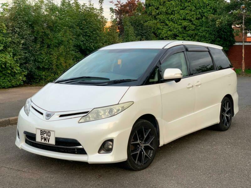 Toyota estima 2016