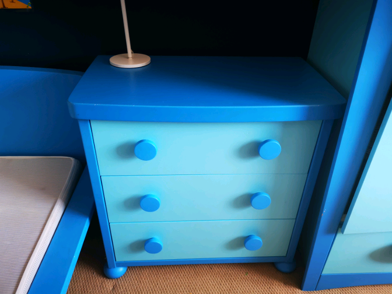 Mammut ikea boys blue bedroom furniture in Earl Shilton