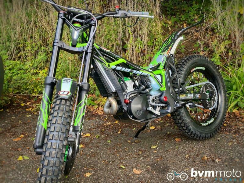 Vertigo Combat Vertical 250 Trials Bike 2021 in Stroud