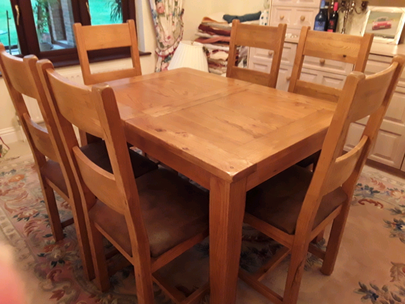 SOLID OAK DINING TABLE AND 6 CHAIRS (HARVEY'S TOULOUSE) in Maidstone