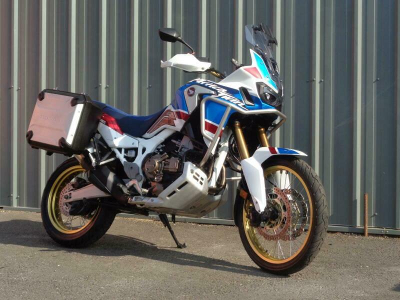 HONDA CRF1000 D2J AFRICA TWIN DCT ADVENTURE TOURING MOTORCYCLE in