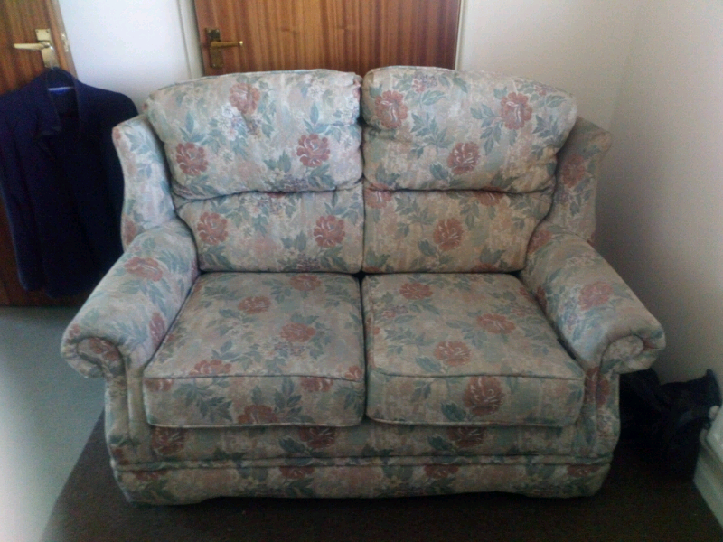 2 seater sofa in WestonsuperMare, Somerset Gumtree