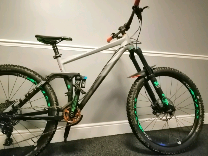Mountain bike cube full suspension in Bridgend Gumtree