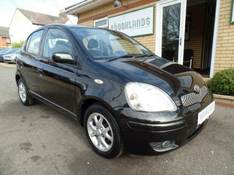 Toyota yaris 2004