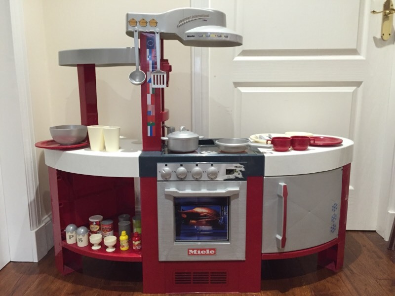 Miele gourmet international kitchen with accessories in Haddington