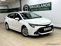 Toyota Corolla 1.8 ICON [SAT NAV, REVERSE CAMERA & HEATED SEATS]