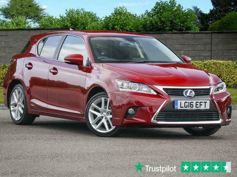Lexus ct200h luxury