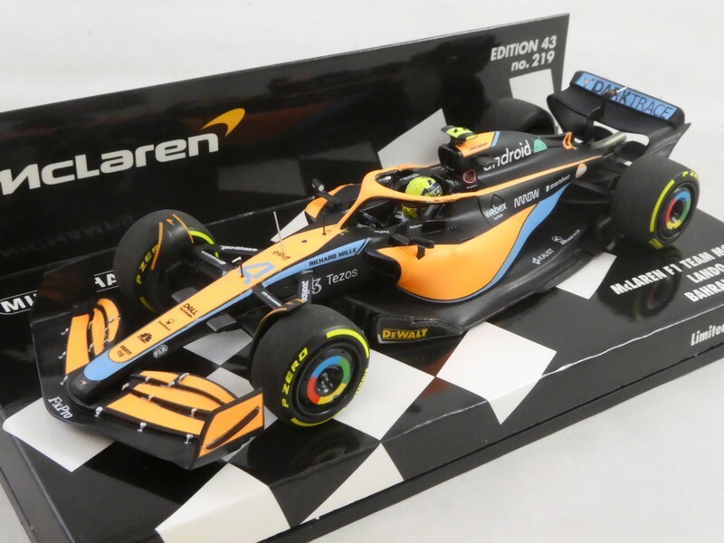 Minichamps McLaren MCL36 #4 Lando Norris Singapore GP 2022 1 Minichamps McLaren MCL36 #4 Lando Norris Singapore GP 2022 1